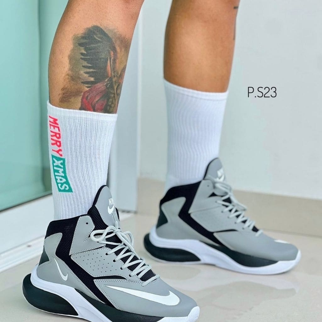 BOTA NIKE