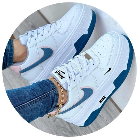 Tenis