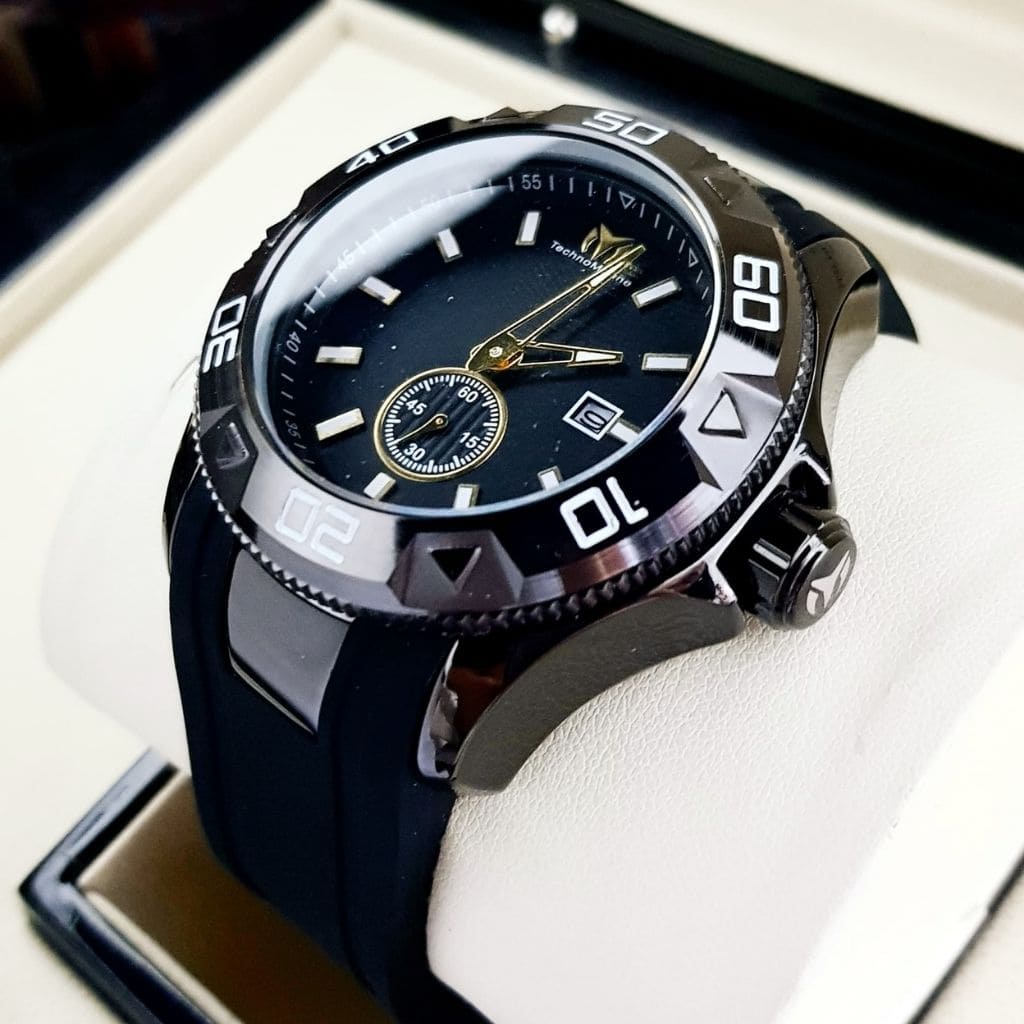 TECHNOMARINE - SEDealmania