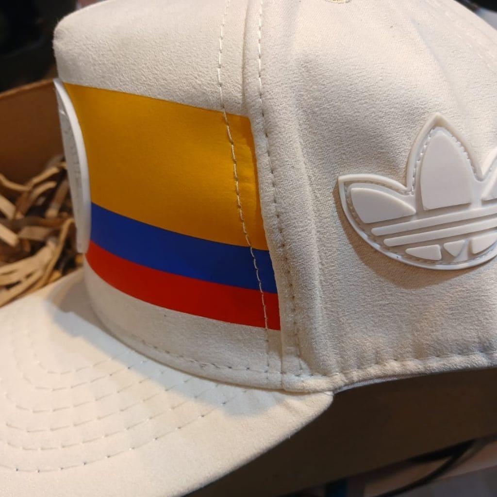 Gorra Edición Centenario 100 Años – Pasión Tricolor colombia